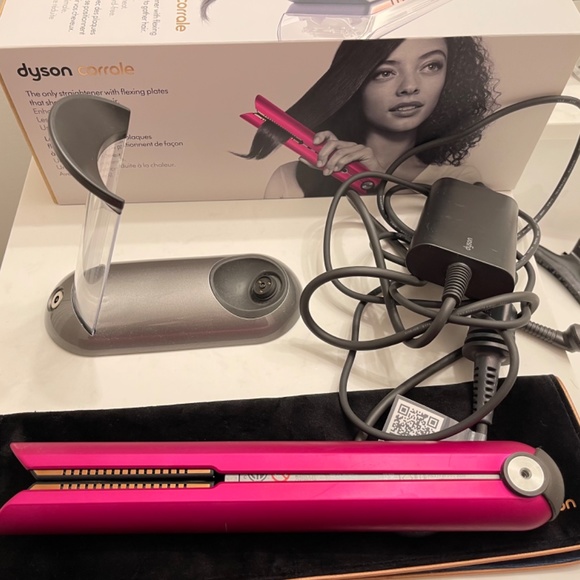 Dyson Coralle - Picture 2 of 3